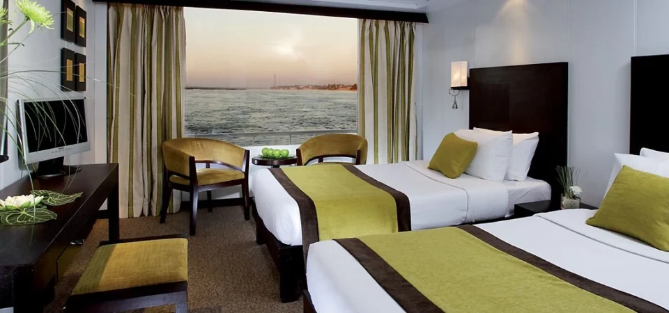 Ali-Voyage-Prince-Abbas-Tour-2-960×450