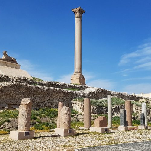 Pompeys-Column-2-pt3z5hmqg8kumrx25qywgrhdo9zxu48kowzrhmfvrc